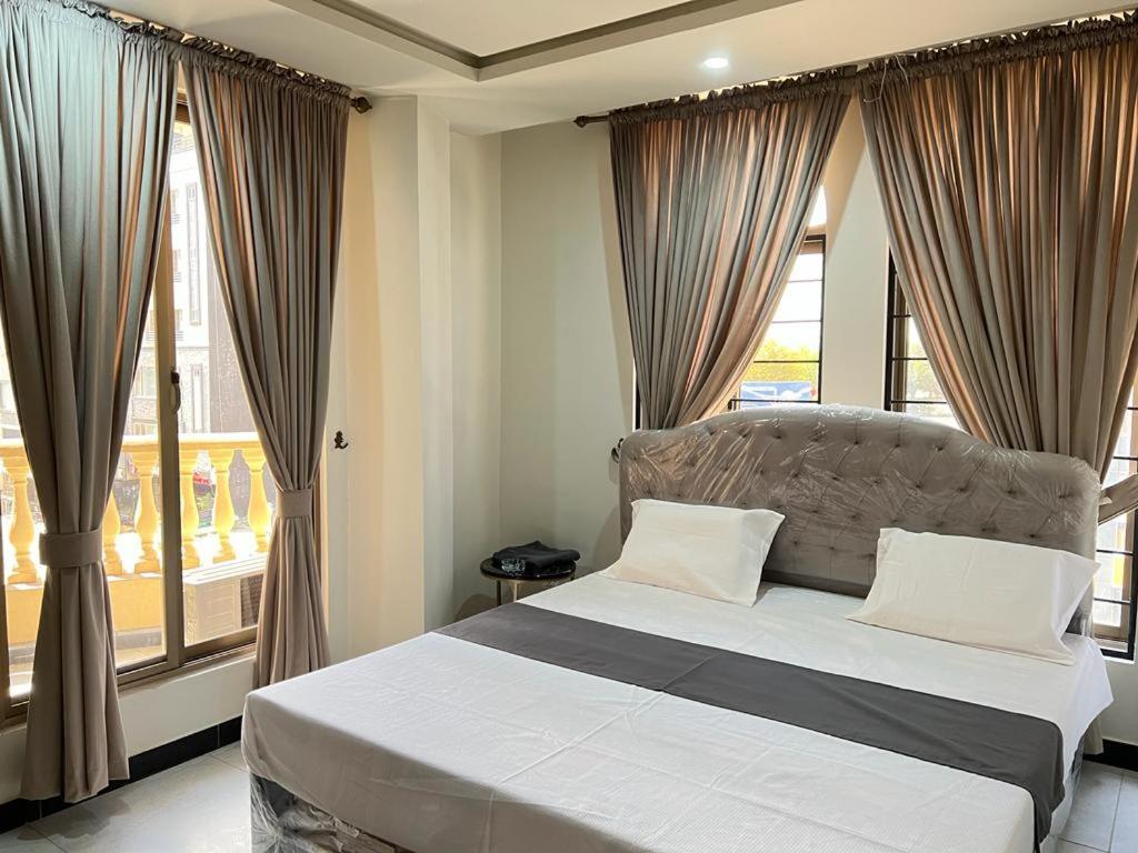 Northern Suites Bahria Town Ραβαλπίντι Εξωτερικό φωτογραφία